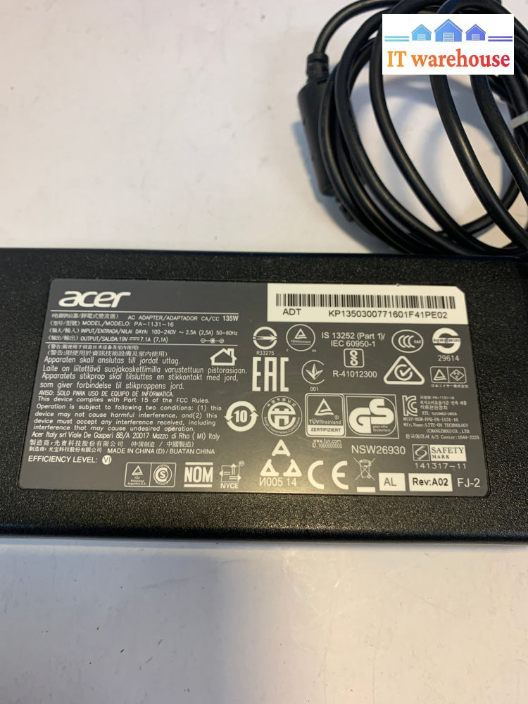 Acer laptop Ac adapter 135 Watt 19V 7.1A PA-1131-16