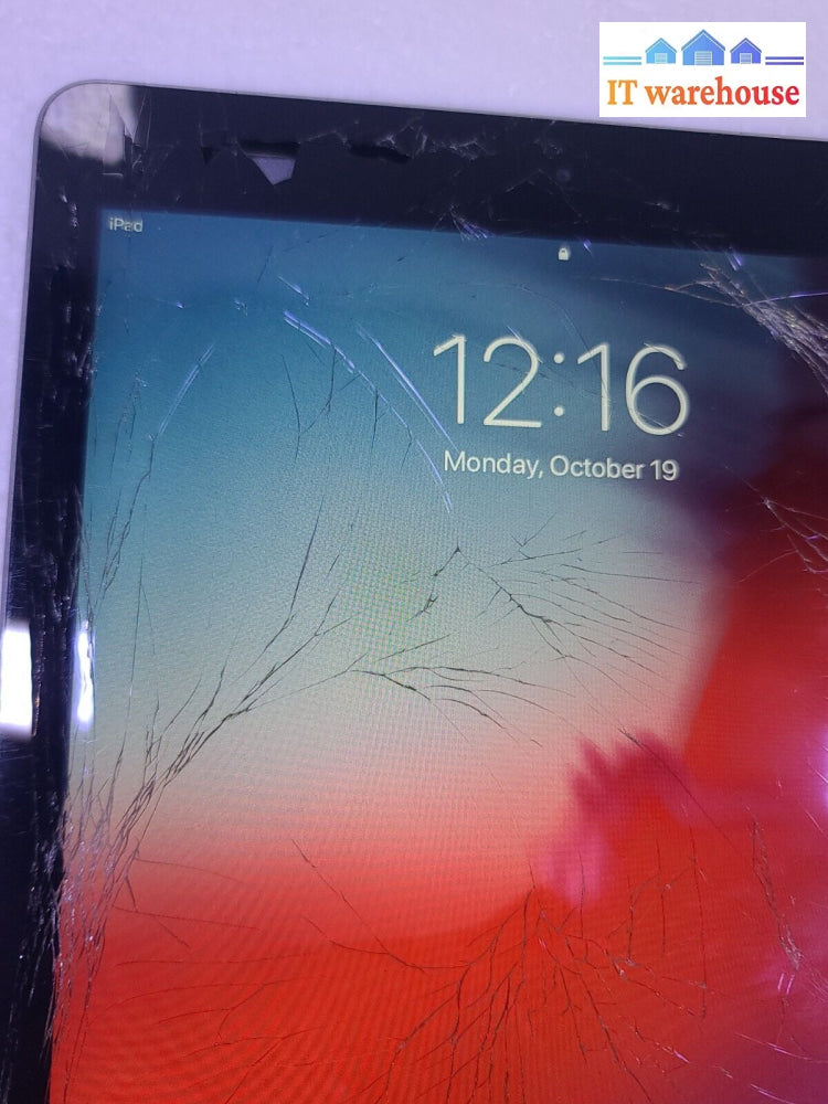 - Apple Ipad Air A1474 9. 7’ 1St Generation (Cracked As Is)