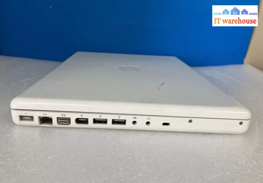 ~ Apple Macbook 13’ Laptop 2008 A1181 Intel C2D Cpu / 2Gb 160Gb Hdd (Read)