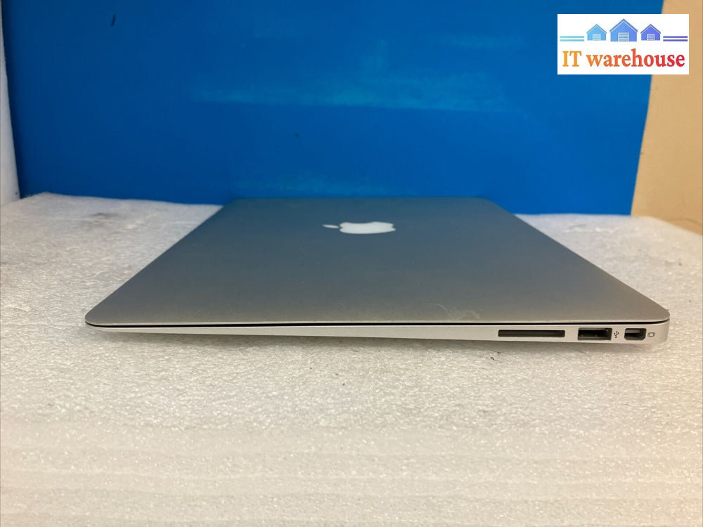 ~ Apple Macbook Air 13’ Late 2010 A1369 Core 2 Duo Cpu / 4Gb Ram 128Gb Ssd