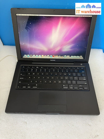 ~ Apple Macbook Black A1181 13’ 2008 Laptop C2D 2.4Ghz 4Gb + 250Gb Os 10.6 (Read)