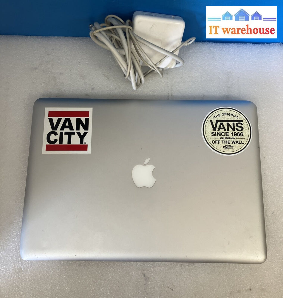 Apple Macbook Pro A1286 15’ Laptop C2D Cpu / 2Gb Ram 250Gb Hdd (Bad Battery) ~