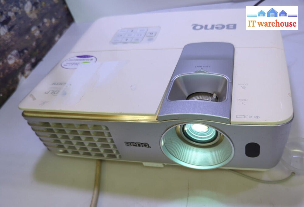 - Benq W1070 1080P 3D Dlp Home Theater Projector (889 Hours No Remote)