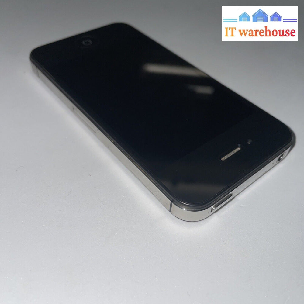 (Carrier:) Apple Iphone 4 16Gb (No Id)