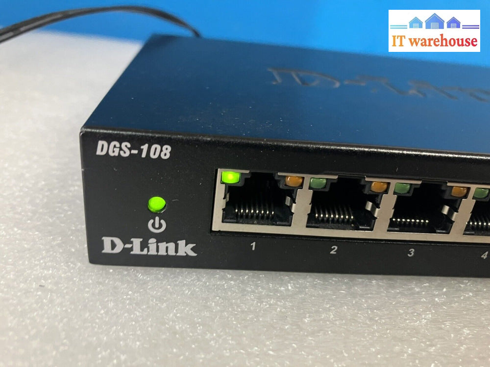 ~ D-Link 8 Port Gigabit Metal Desktop Ethernet Switch (Dgs-108) With Adapter