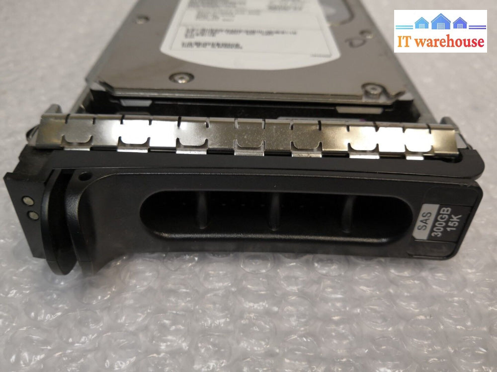 - Dell 300Gb 15K 3.5’ Sas Hard Drive Dp/N 0Ht953 Seagate St3300655Ss W/Tray @@@