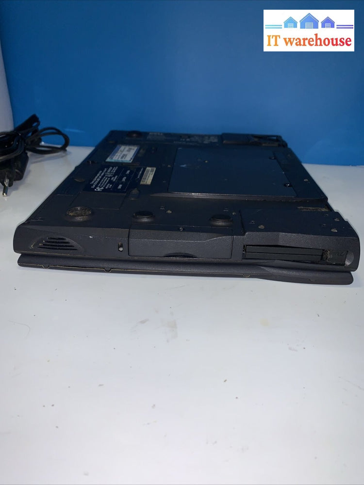 Dell Latitude C600 14.1’ P3 700Mhz 256Mb 100Gb Windows Xp Sp3 (Good Battery)