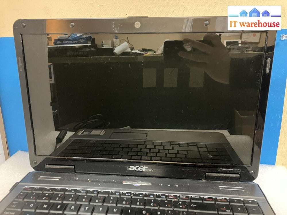 ~(For Parts As Is) Acer Aspire 5517 15.6’ Laptop Amd Cpu 2Gb Ram No Disk (Read)