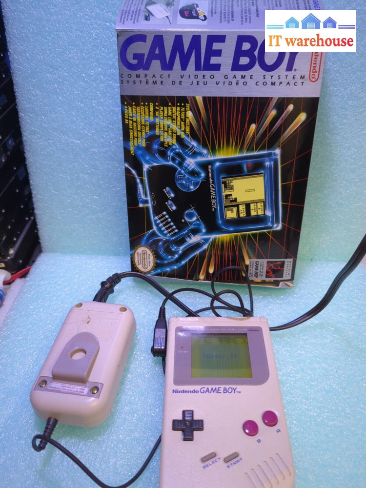 (For Parts) Original Gray Nintendo Game Boy System Console Dmg-01 With Charger -