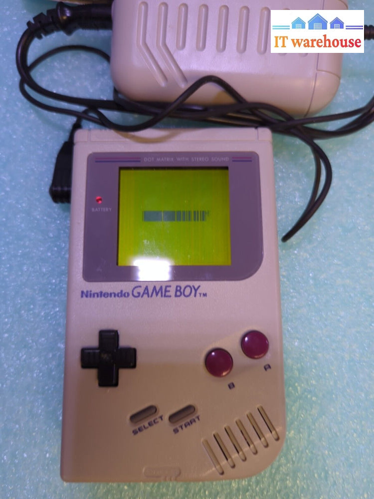 (For Parts) Original Gray Nintendo Game Boy System Console Dmg-01 With Charger -