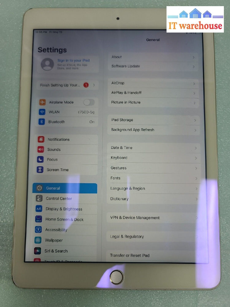 - (Grade A) Apple Ipad Air 2 64Gb 9.7’ A1566 (Unlocked) Tablet