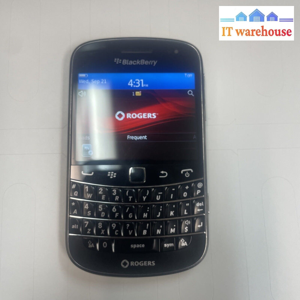 (Grade A) Blackberry Bold 9900 8Gb Cell Phone (Carrier: Rogers Fido)