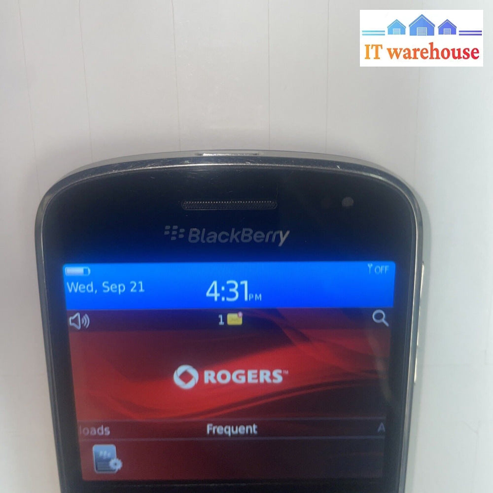 (Grade A) Blackberry Bold 9900 8Gb Cell Phone (Carrier: Rogers Fido)