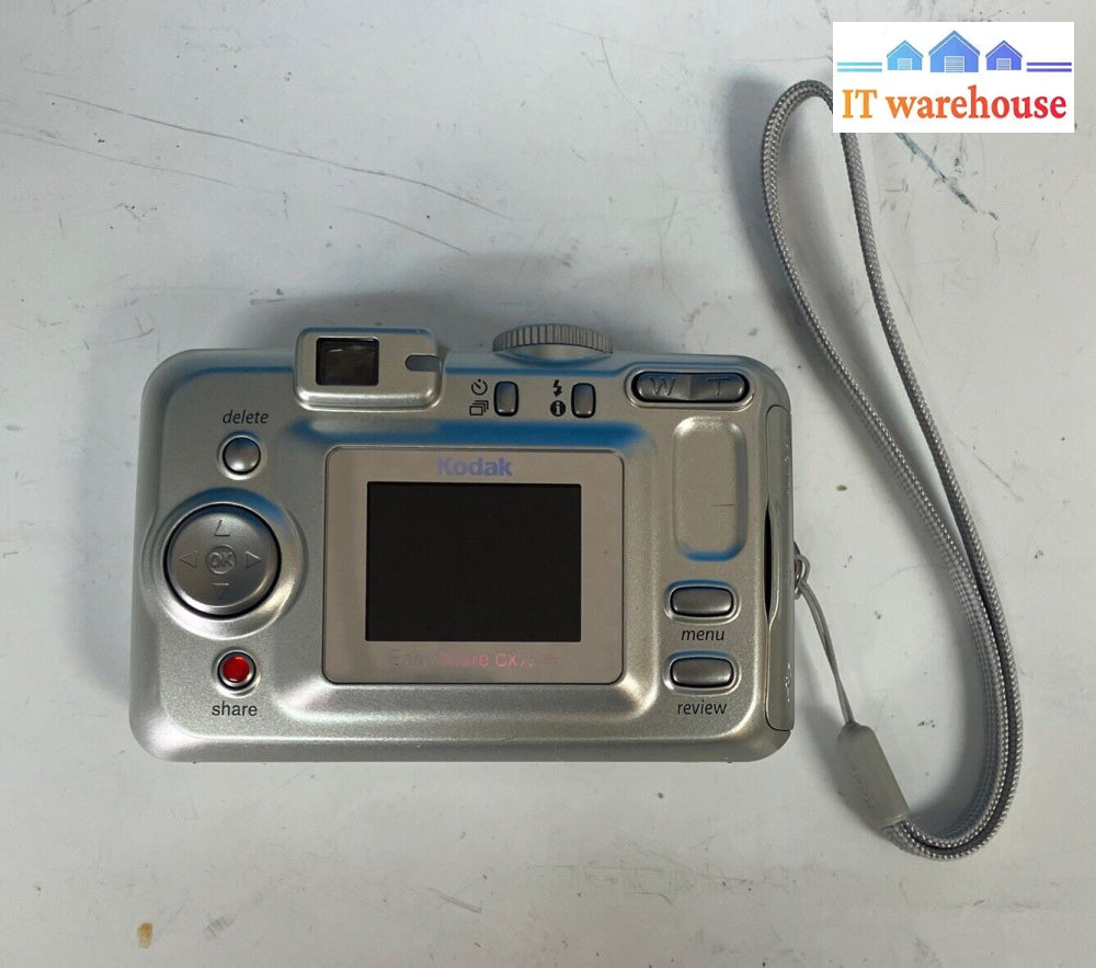 Kodak Easyshare Cx7525 5.0Mp 3X Zoom Silver Digital Camera With Accessories ~