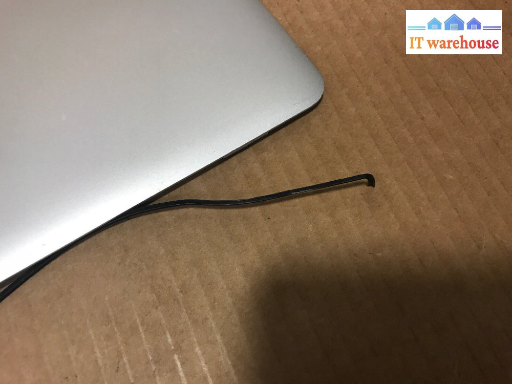 Macbook Air 13 A1466 Screen Cover Year Unknown With 820-3505-A Cable