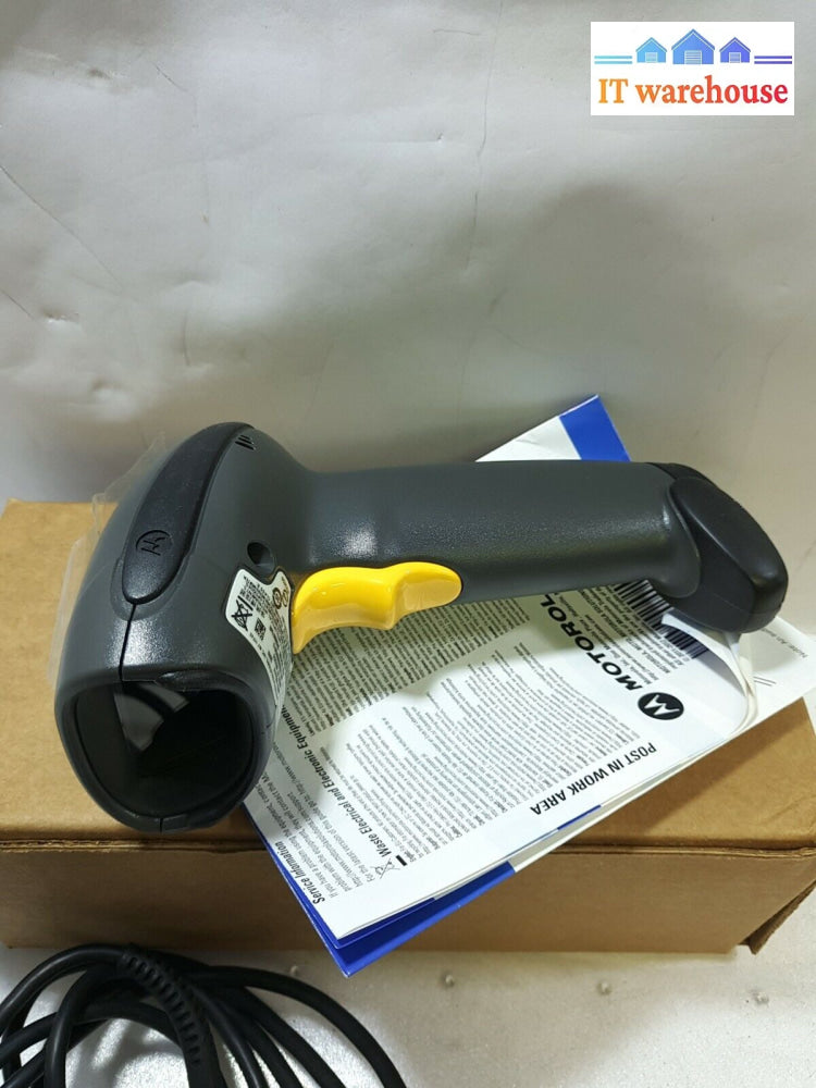 - New Motorola Symbol Barcode Scanner Ds4208 With Usb Cable