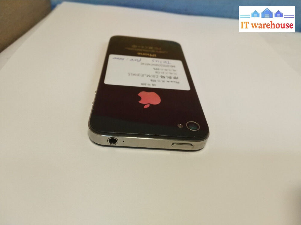 Nice@ Apple Iphone 4S 8Gb (Carrier: Telus) Cell Phone