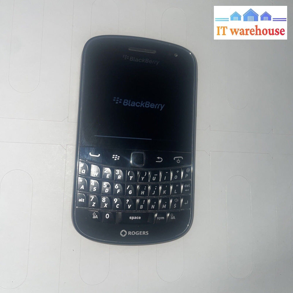 (Nice) Blackberry Bold 9900 8 Gb Cell Phone (No Battery. Carrier: Rogers Fido)