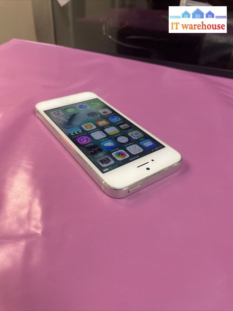 Nice ~ (Carrier: Telus) Apple Iphone 5 White 16Gb