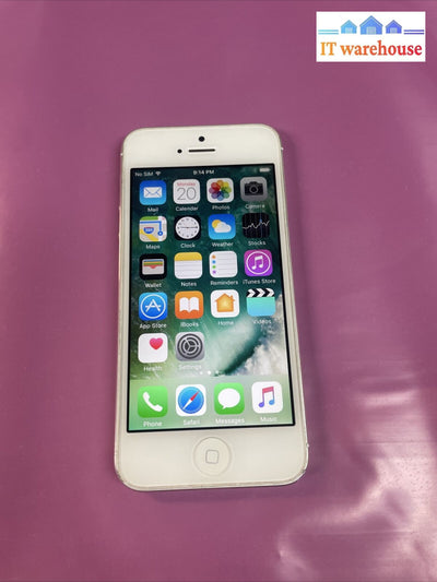 Nice ~ (Carrier: Telus) Apple Iphone 5 White 16Gb