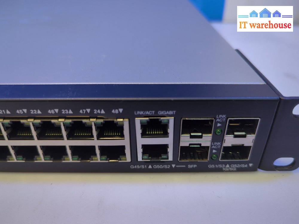 (Nice) Cisco Sg500-52Mp-K9 V03 52-Port Gigabit Poe + Managed Switch W/Mount -