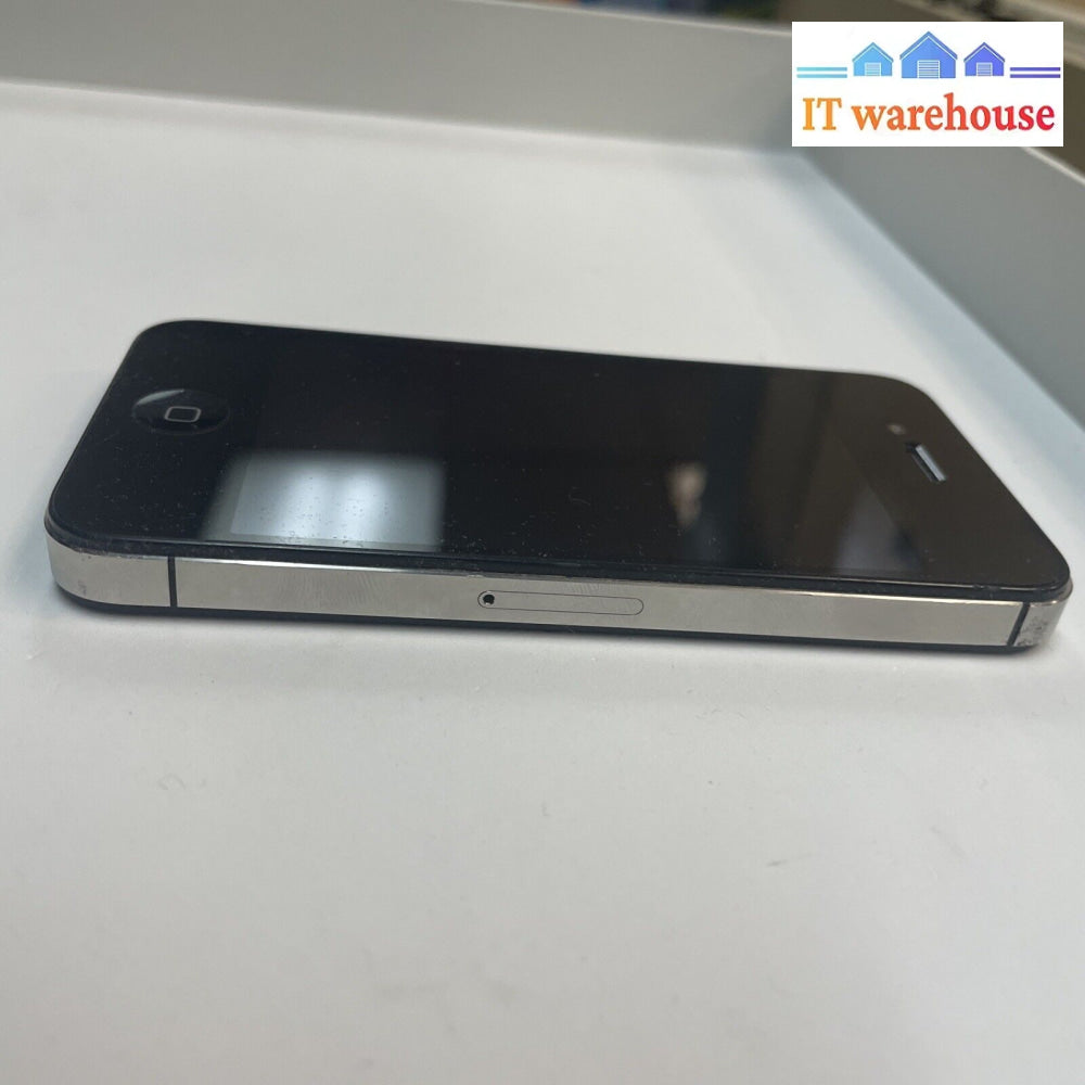 Nice ~ (Telus) Apple Iphone 4S 8Gb (No Id Battery Cycle 324 Only)