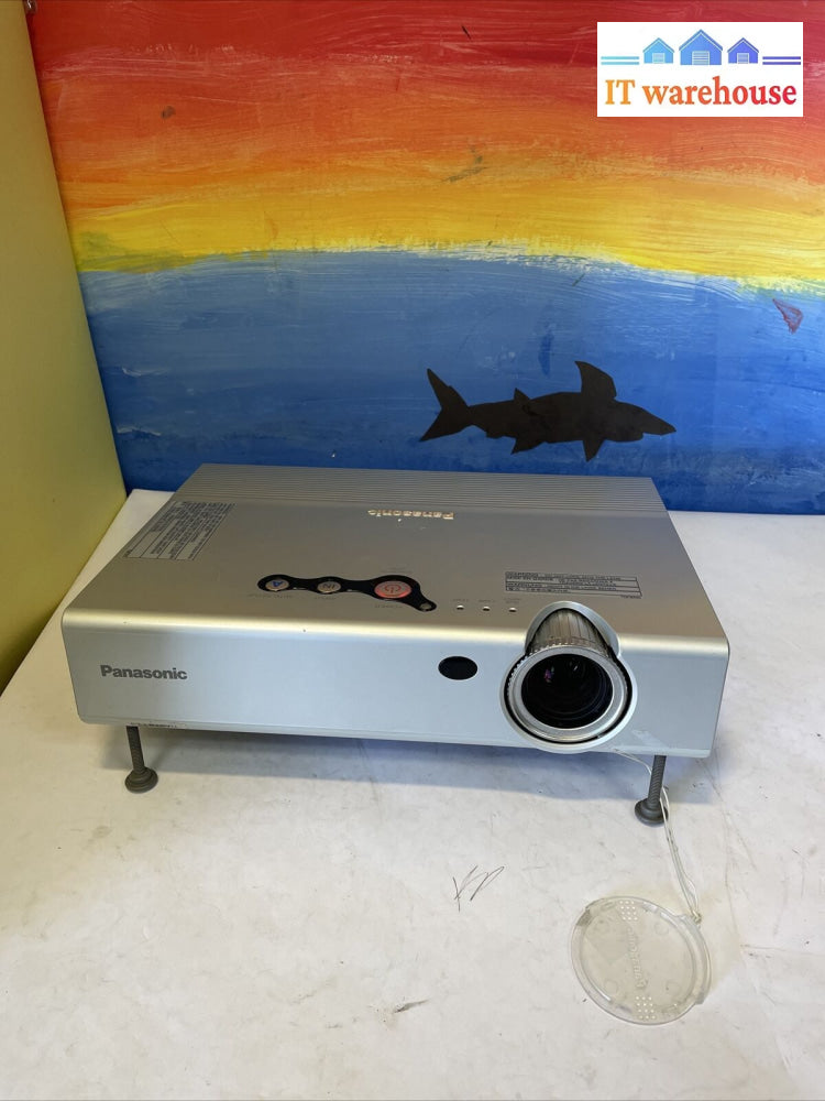 Panasonic Pt-Lb20Vu Lcd Projector (Vga No Hdmi)