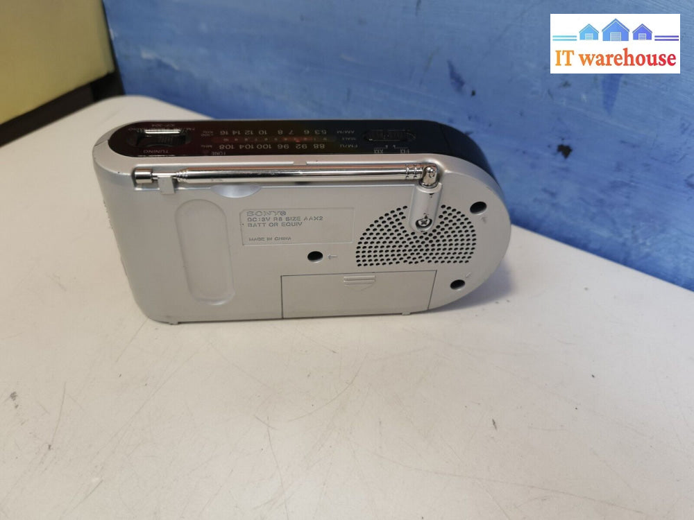 $ Radio Memoire Portable Sony Icf-304