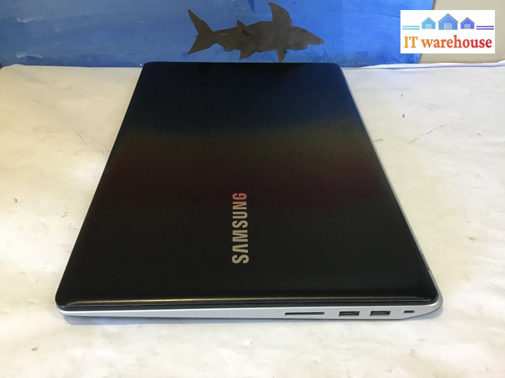 Samsung 5 Nt500R5H-K33L 15.6’Laptop I3 Cpu 8Gb Ram For Parts