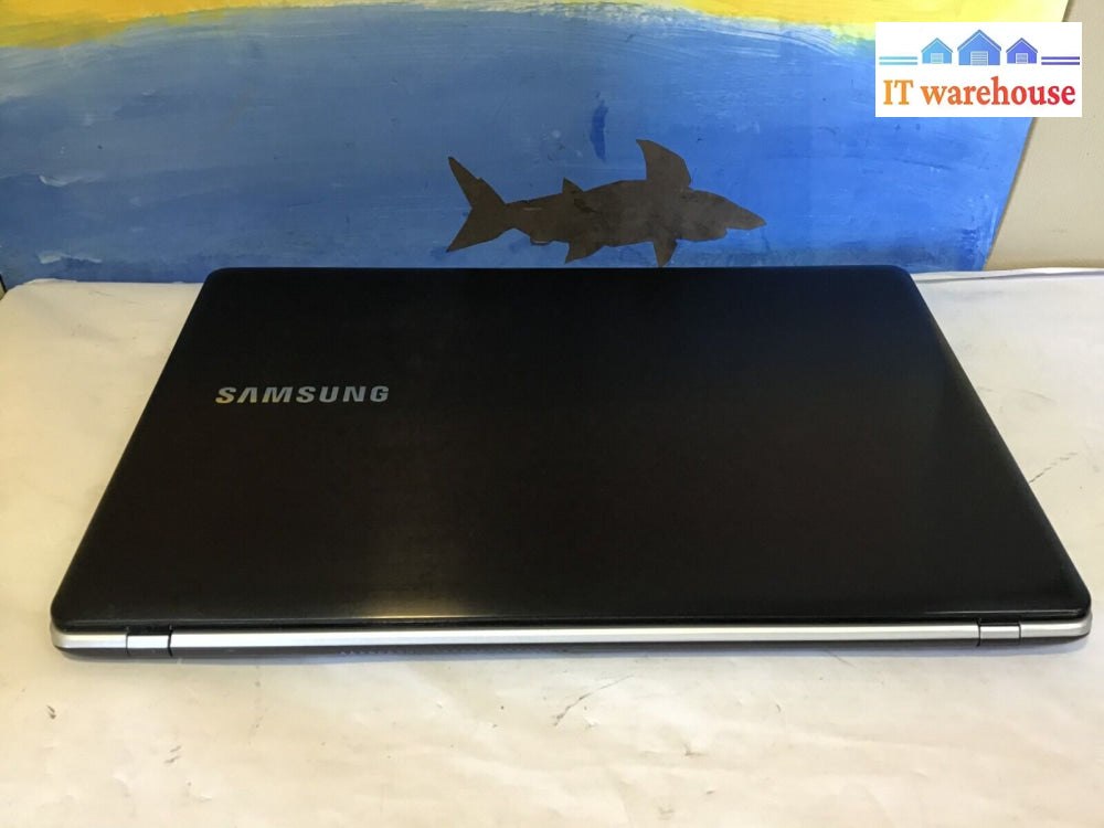 Samsung 5 Nt500R5H-K33L 15.6’Laptop I3 Cpu 8Gb Ram For Parts