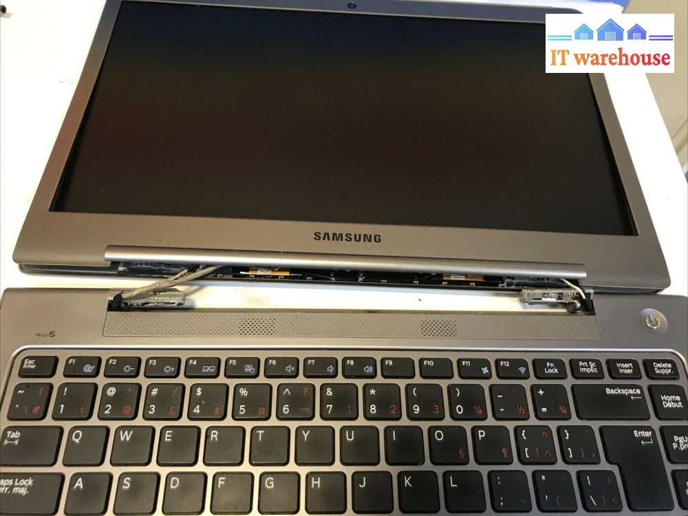 Samsung Np535U4C 14’Laptop Amd A6 No Ram/Hdd For Parts (As Is)