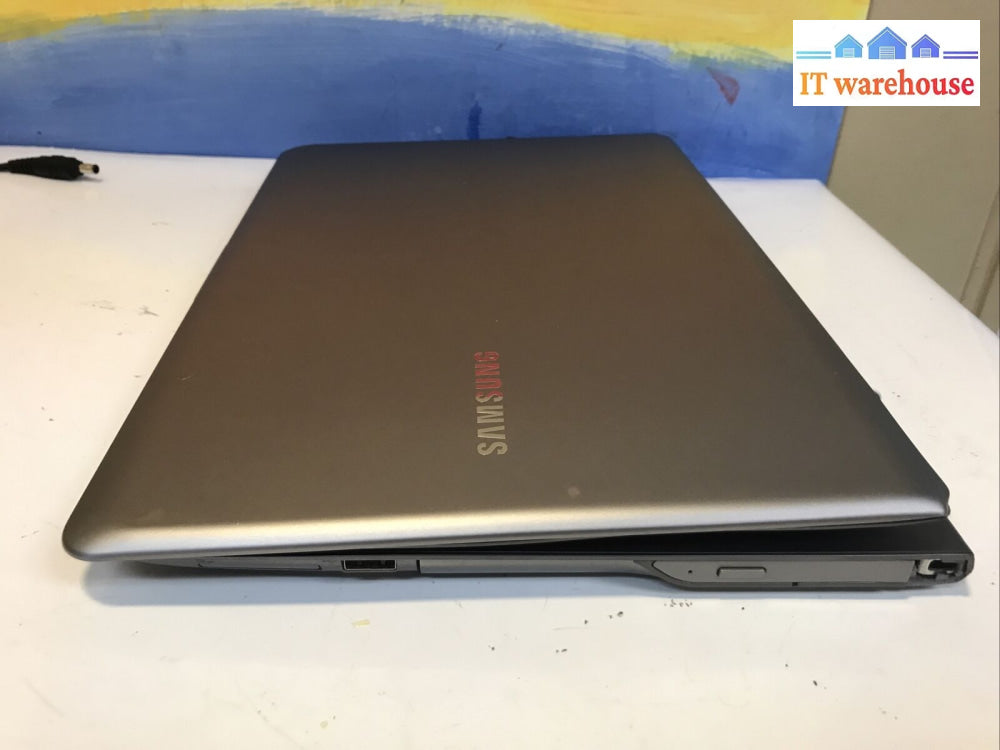 Samsung Np535U4C 14’Laptop Amd A6 No Ram/Hdd For Parts (As Is)