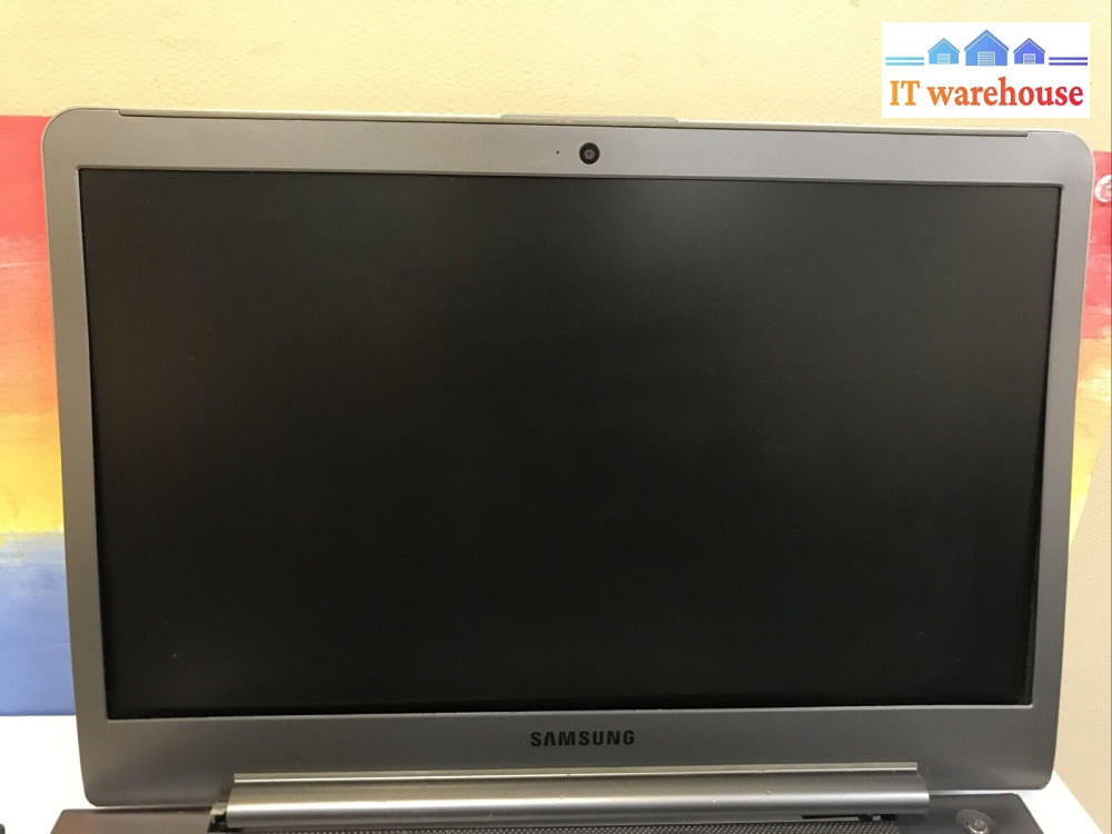 Samsung Np535U4C 14’Laptop Amd A6 No Ram/Hdd For Parts (As Is)