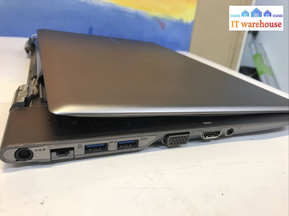 Samsung Np535U4C 14’Laptop Amd A6 No Ram/Hdd For Parts (As Is)