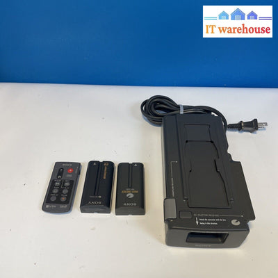 Sony Ccd-Tr200 Hi8 8Mm Handycam Video Camera Recorder Charger / Battery/Remote