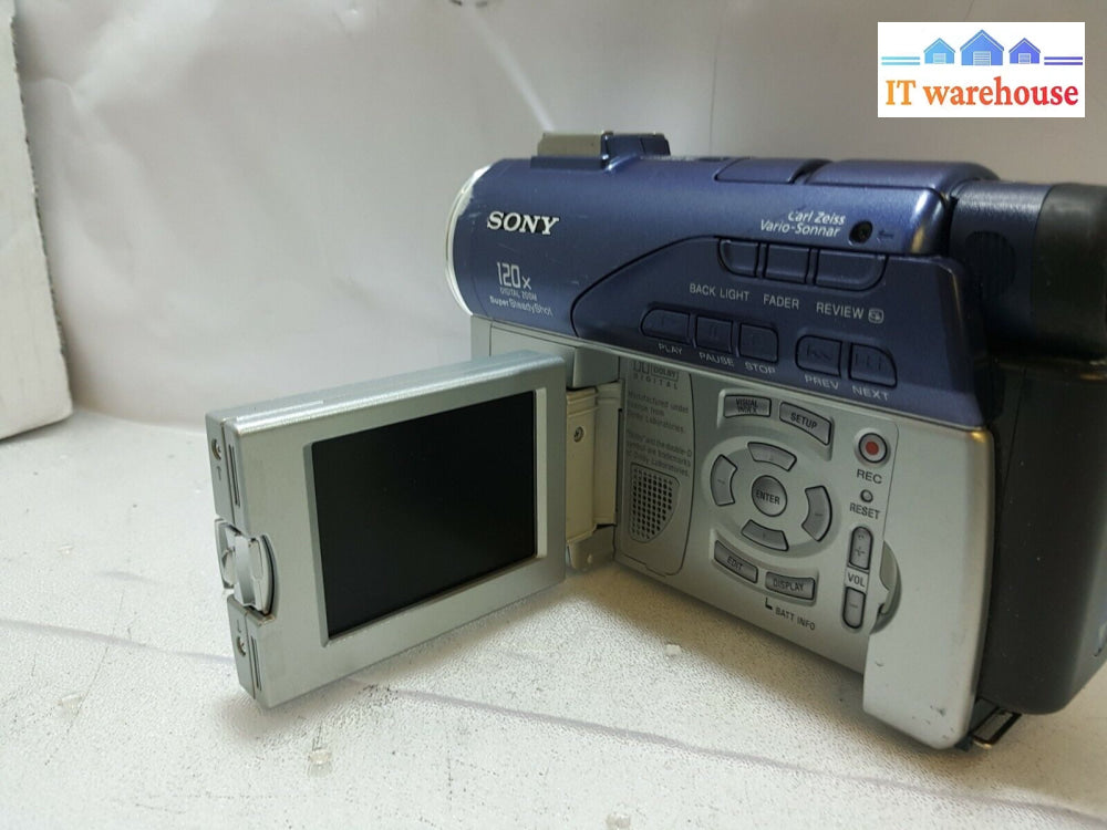 - Sony Dcr-Dvd200 Digital Video Camera Camcorder 120X Zoom (Untested As Is)