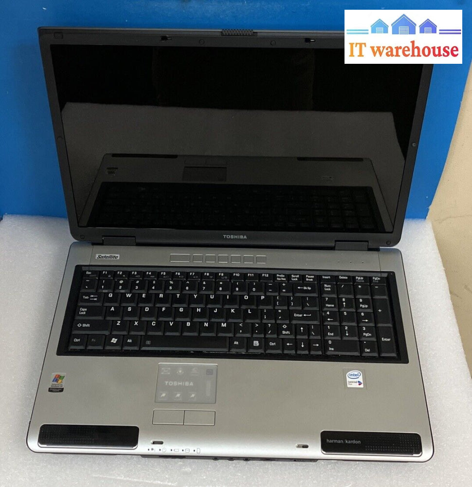 Toshiba Satellite P100 17’ Laptop Intel Core Duo Cpu/ 1Gb Ram / 500Gb Hdd Xp ~