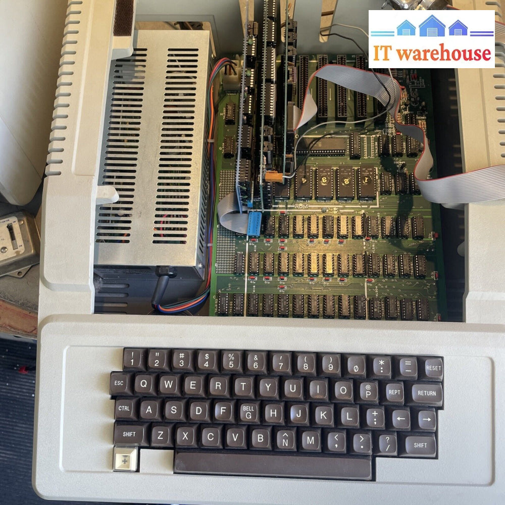 Vintage Apple Computer Clone (Very Rare) With Floppy Drive Joy Stick