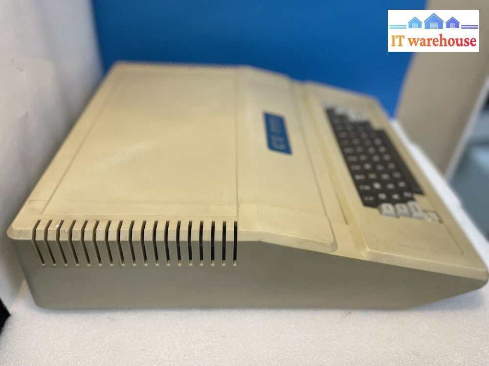 Vintage Apple Ii Clone Computer Cv-777 Canadian Clone