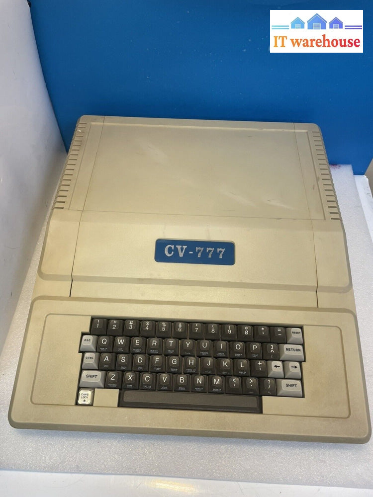 Vintage Apple Ii Clone Computer Cv-777 Canadian Clone