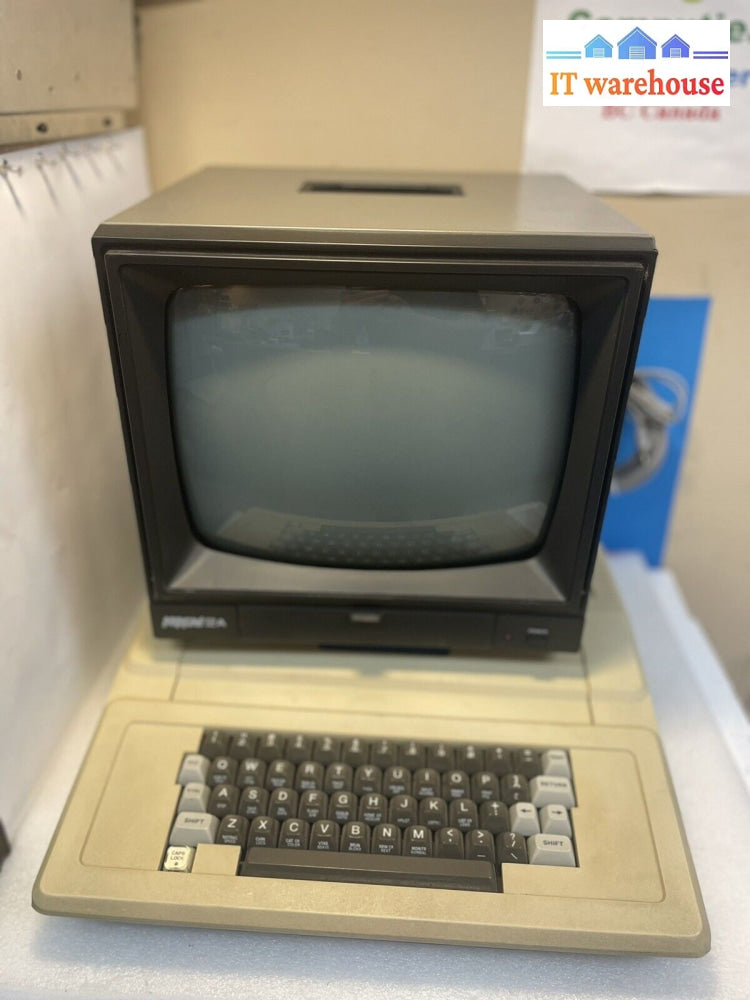 Vintage Apple Ii Clone Computer Cv-777 Canadian Clone