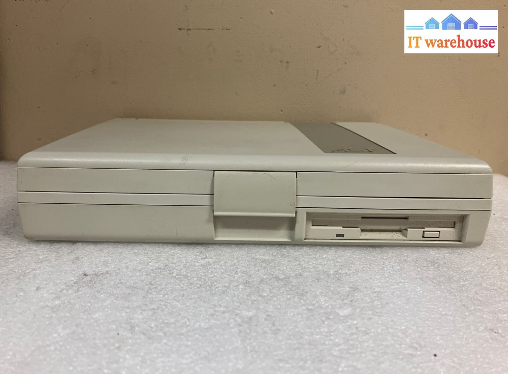 ~ Vintage Ast Premium Exec 386Sx/20 Laptop Computer (Bad Battery No Os Ac)