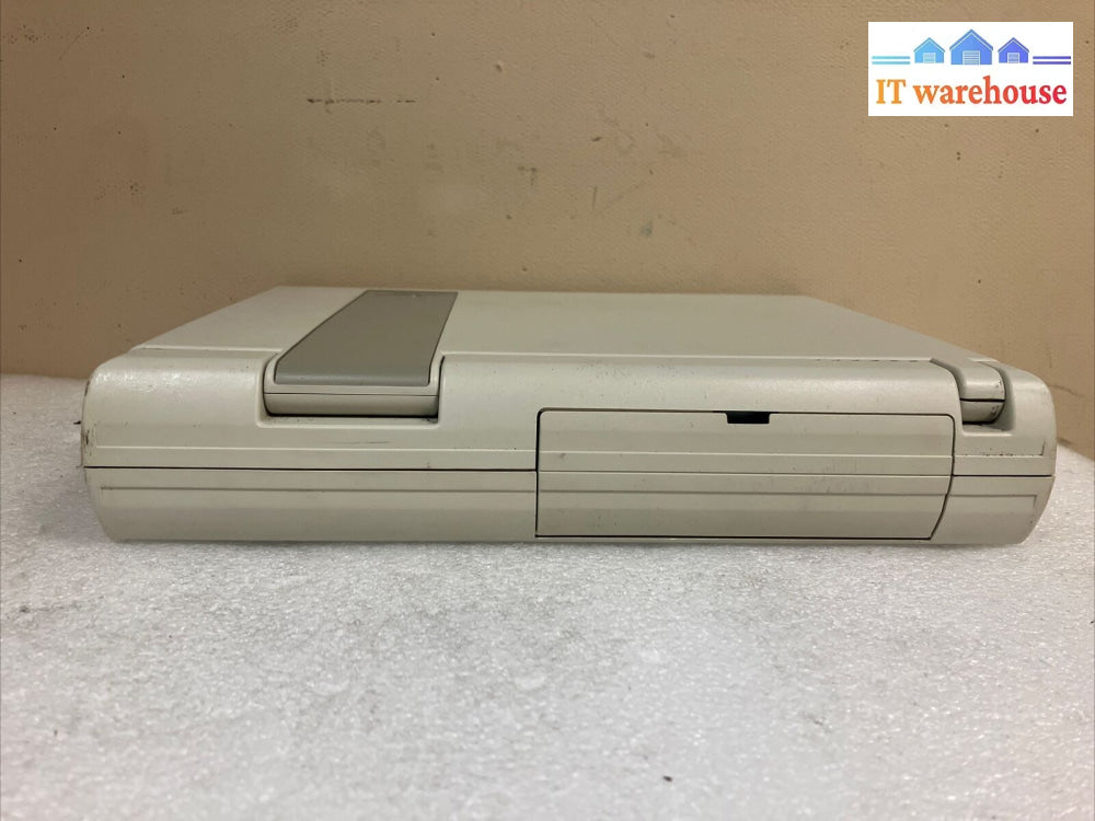 ~ Vintage Ast Premium Exec 386Sx/20 Laptop Computer (Bad Battery No Os Ac)